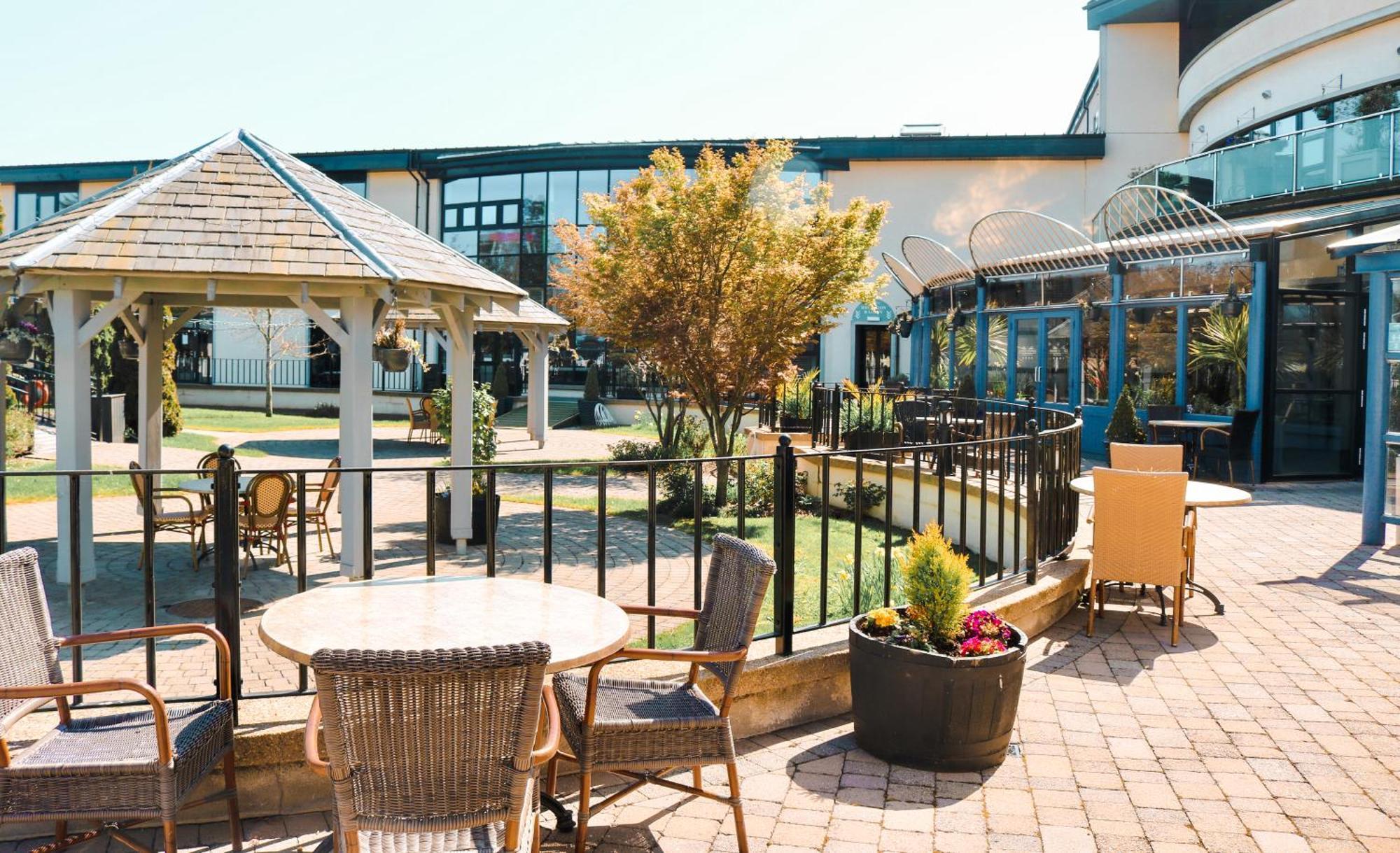 Amber Springs Hotel Gorey Exterior photo